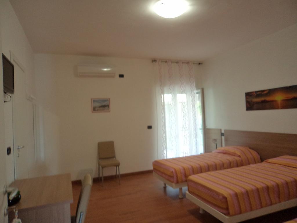 B&B SportΦότζια Δωμάτιο φωτογραφία